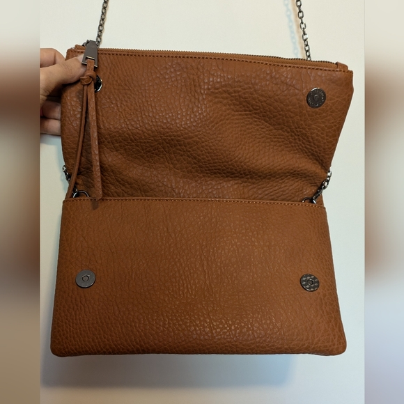 Moda Luxe Melodie Tan Faux Leather Crossbody Clutch - Picture 4 of 11